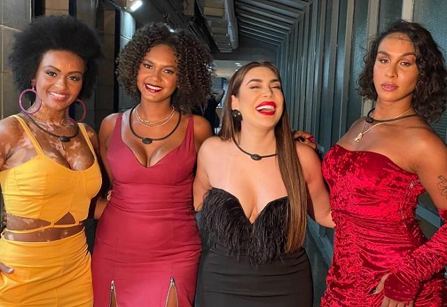 Natália Deodato, Jessi Alves, Linn da Quebrada e Naiara Azevedo posam para a foto