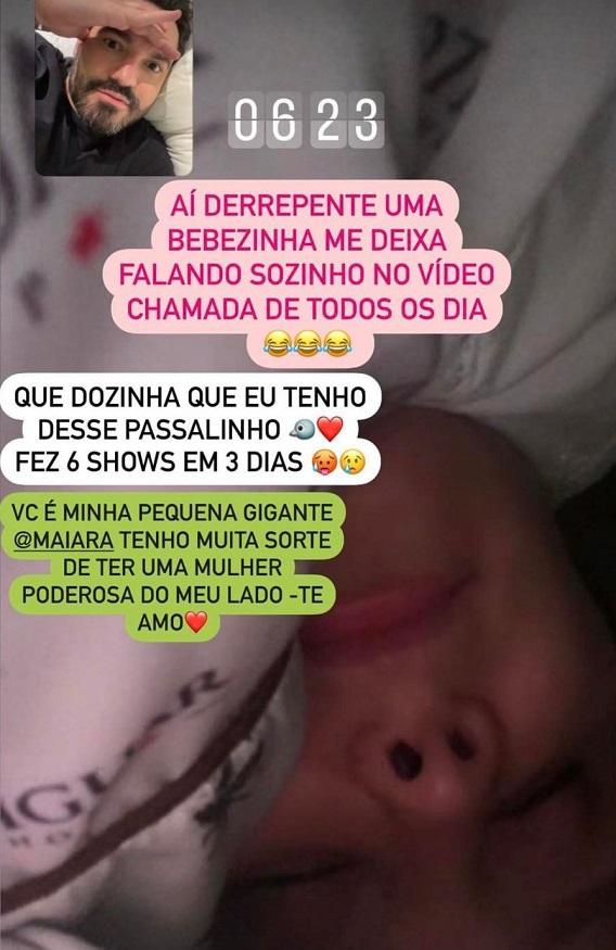 Maiara dormindo em uma chamada de vídeo