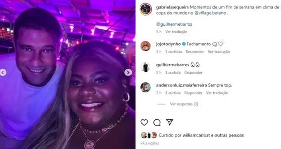 print do instagram onde jojo aparece ao lado de gabriel sequeira