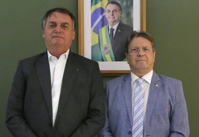 Bibo Nunes com Bolsonaro (Reprodução/Facebook)