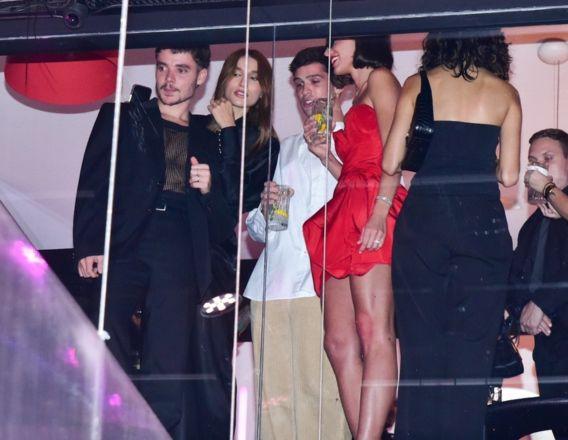 João Figueiredo, Sasha Meneguel, João Guilherme e Bruna Marquezine em evento de moda