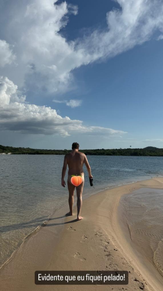  Fábio Porchat compartilha foto íntima durante férias no Pará