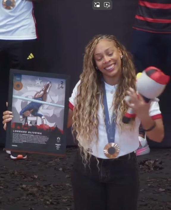 Flamengo faz homenagem a medalhistas olímpicos com show no RJ