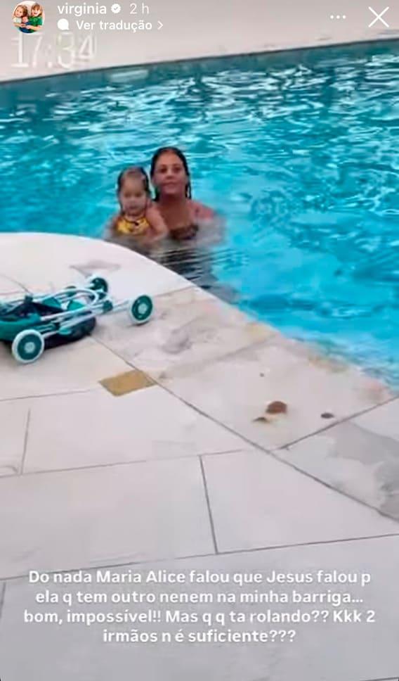 print dos stories de virginia onde a filha aparece na piscina