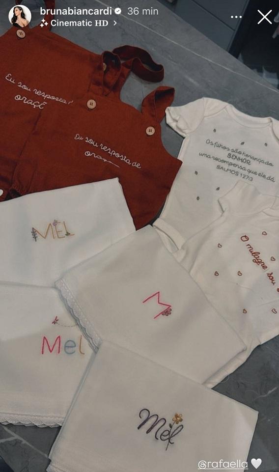 Presentes que Mel, filha de Bruna e Neymar, ganhou da tia, Rafaella