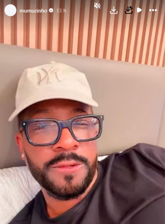 print dos stories de mumuzinho onde ele aparece com o filtro se passando por vini jr