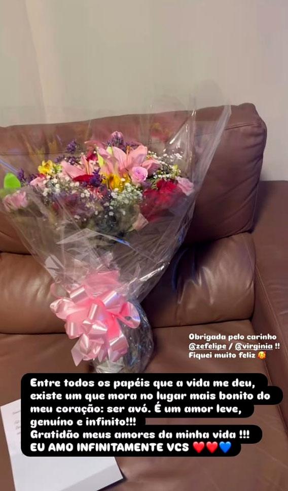 print dos stories de poliana onde ela mostra as flores que ganhou e fala sobre ser avó