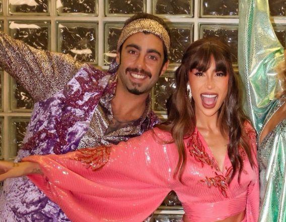 Pedro Scooby e Bianca Andrade com roupas de dança brilhosas