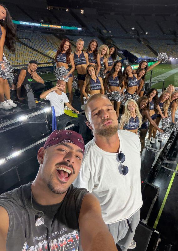 Pedro Sampaio, Ricky Martin e as DC Cheerleaders