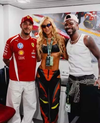 Hamilton com Virginia e Vini no GP da Espanha